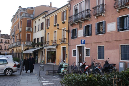 piazza-del-santon-varrelta1