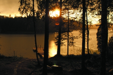 Lapinjärvi ukkosen edellä Lago di Lapponia primo il temporale